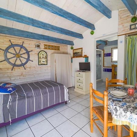 L'Ile D'Yeu, Vos Prochaines Vacances - Velos Inclus Port-Joinville エクステリア 写真